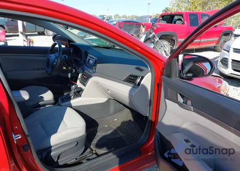 2017 Hyundai Elantra Se z USA, uszkodzony, nr VIN 5NPD74LF7HH167345